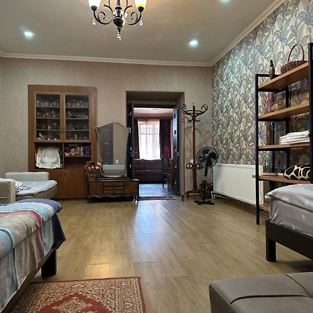 Historical Apartment In City Center Tiflis Dış mekan fotoğraf